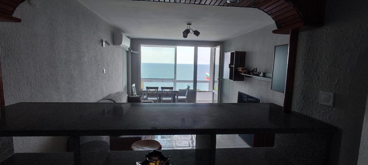 شقة Sea View Flora بورغاس المظهر الخارجي الصورة